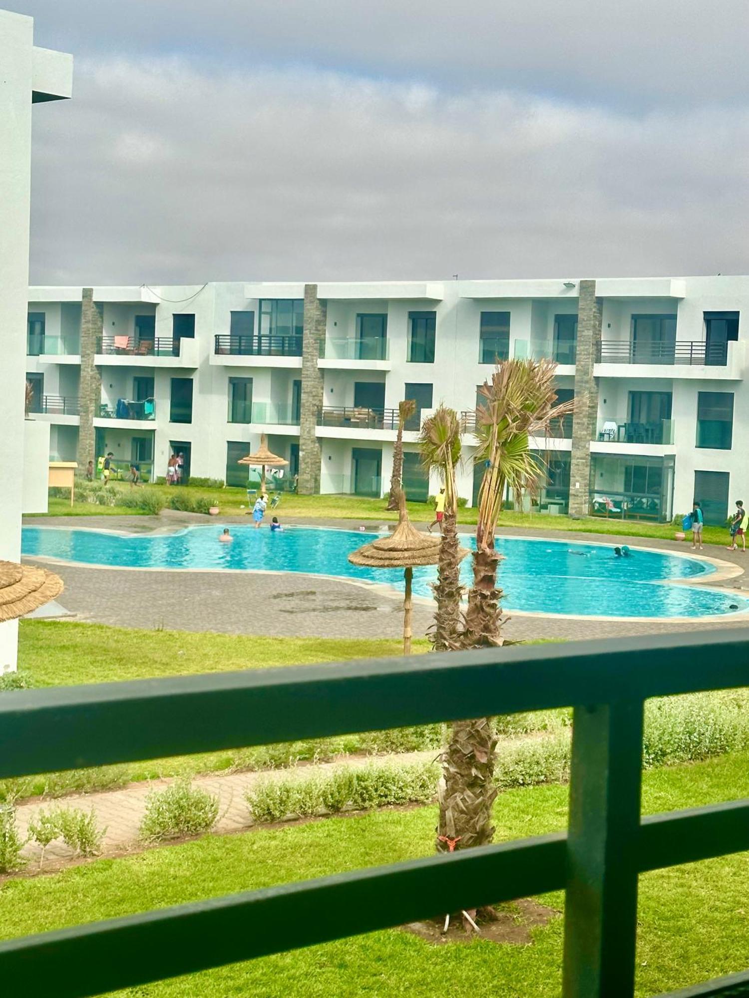 Appartement Cozy Avec Piscine Sidi Rahal  Kültér fotó